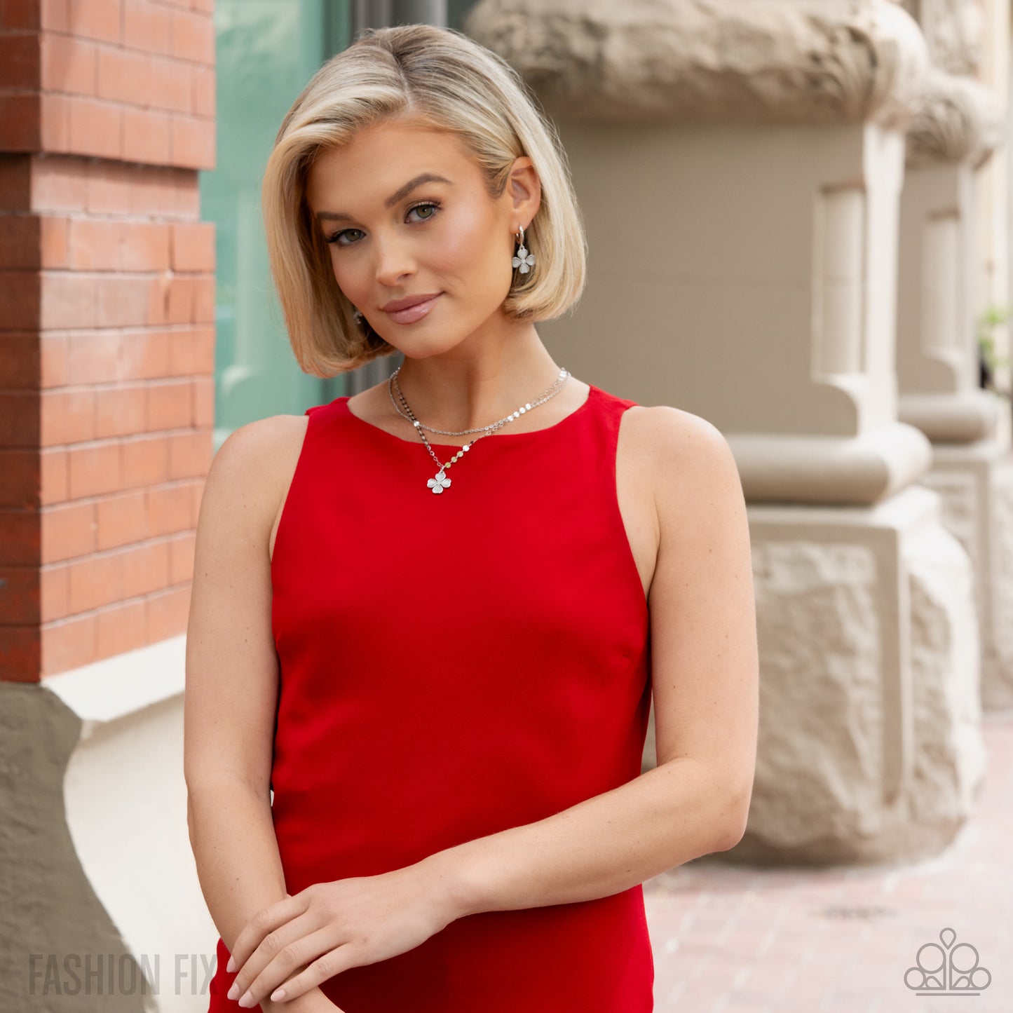 Genteel Grace - White