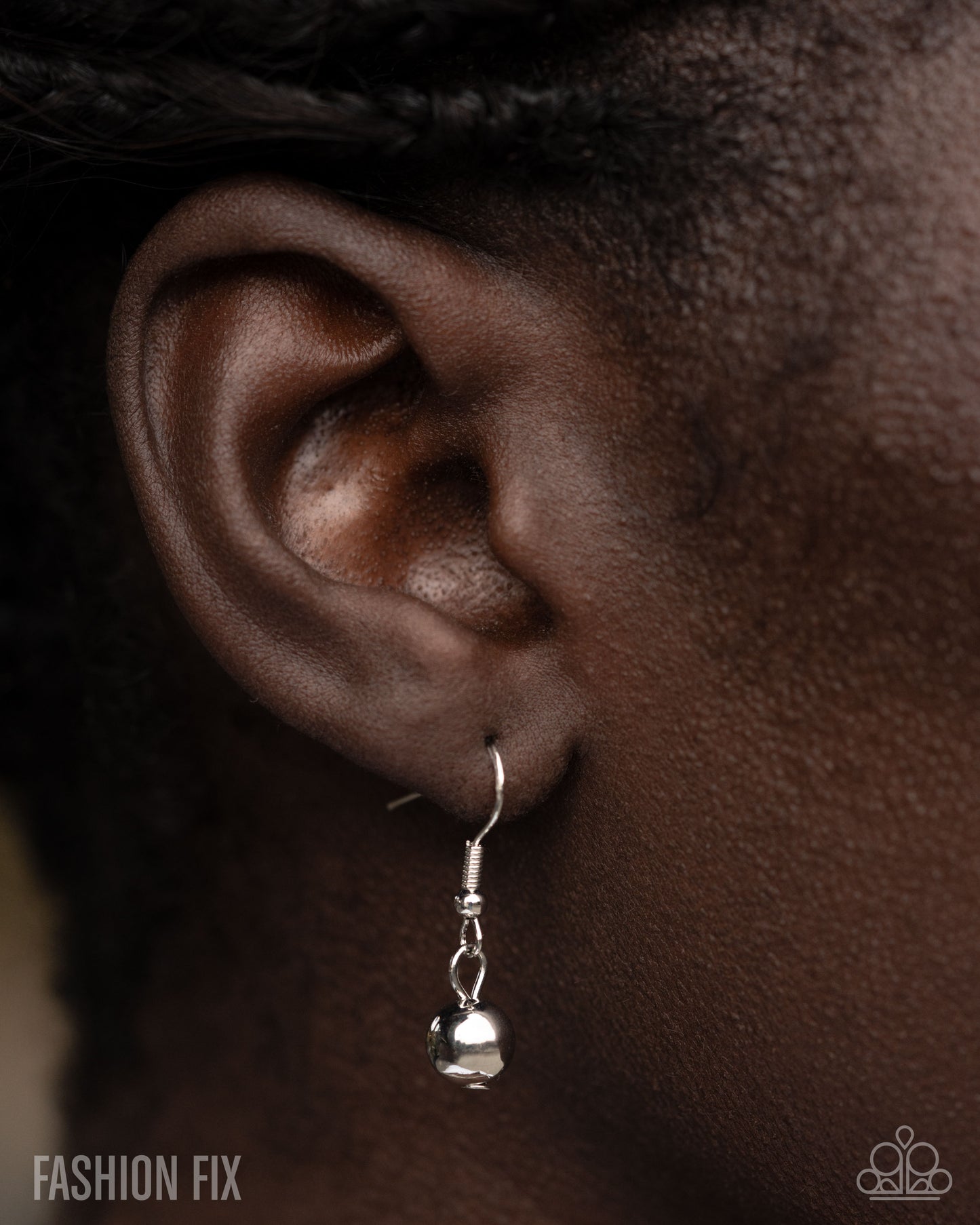 Sleek Study - Silver