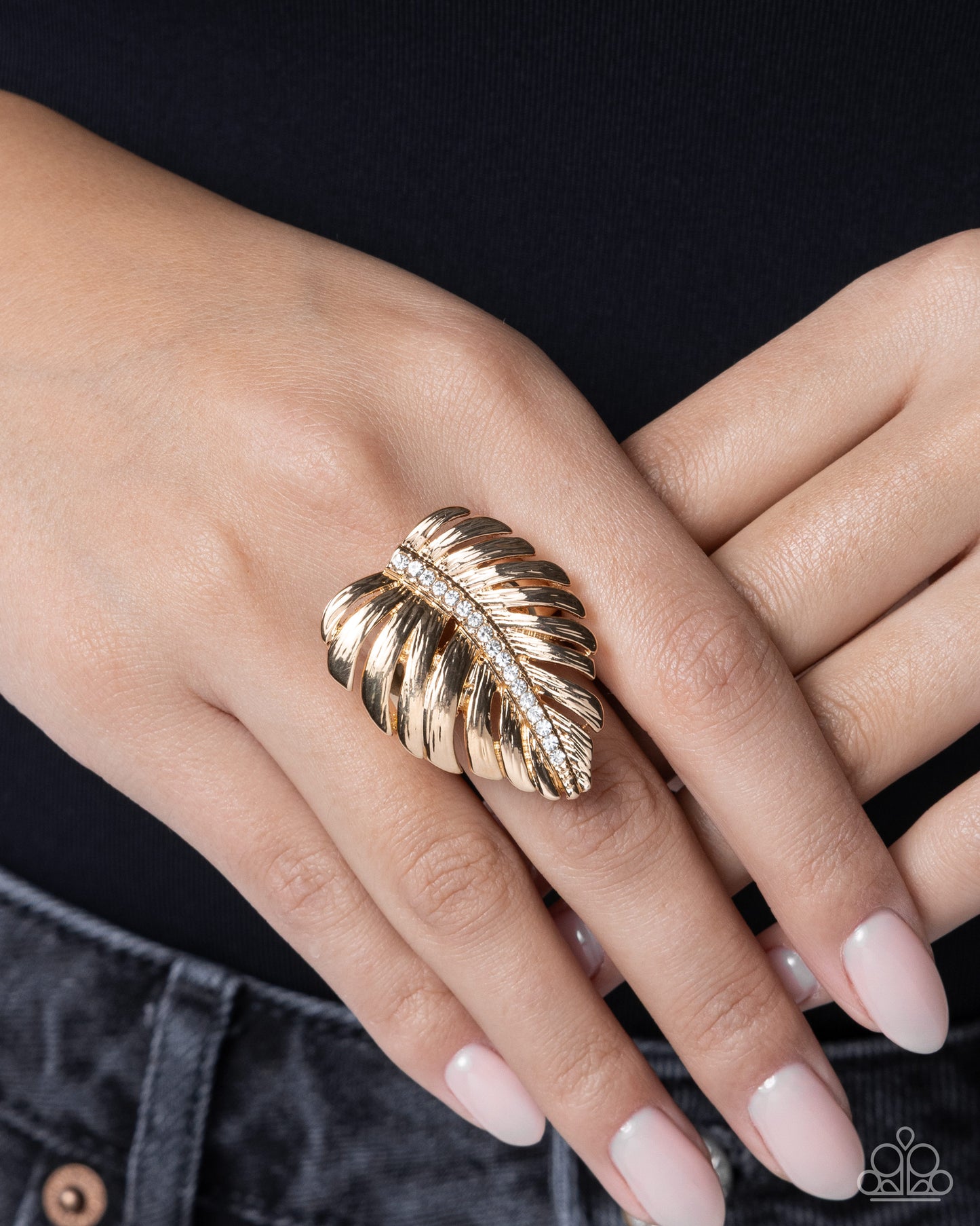 Paparazzi Lavish Leaf - Gold Palm Leaf & White Rhinestone Ring