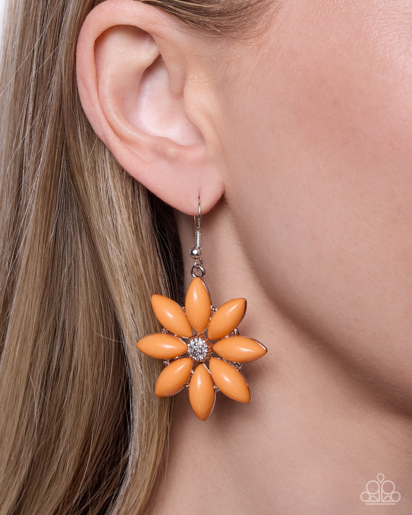 Blossoming Debut - Orange
