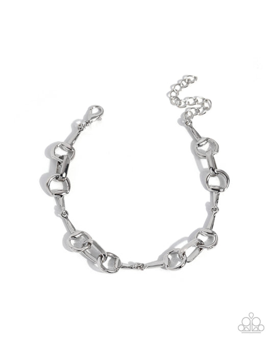 Paparazzi Hasty Hindsight - Silver Hight Sheen Pastoral Santa Fe Style Bracelet