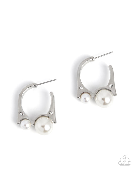 Paparazzi Perpetual Pearls - White Pearl Silver 3/4 Inch Hoop Earring