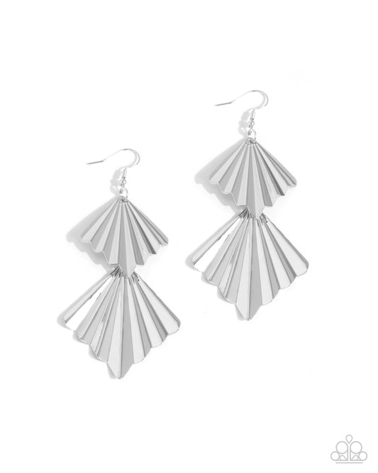 Paparazzi Comfortably Crimped - Silver Crimped Elongated Earring E3568