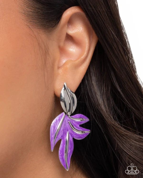 Paparazzi Leafy Lineup Purple Pearl Painted Silver Flower Earring E3472