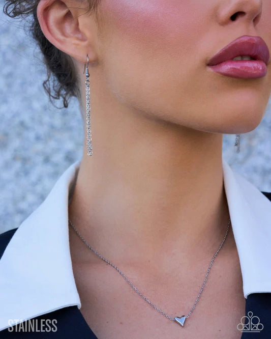 Paparazzi Romantic Reminder Silver Stainless Steel Dainty Heart Necklace 2026 Convention Exclusive