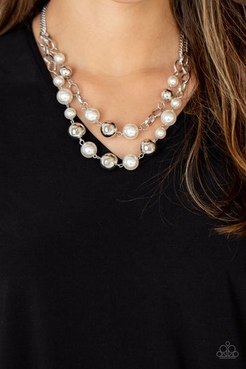 Countess Your Blessings White Necklace Paparazzi N0058