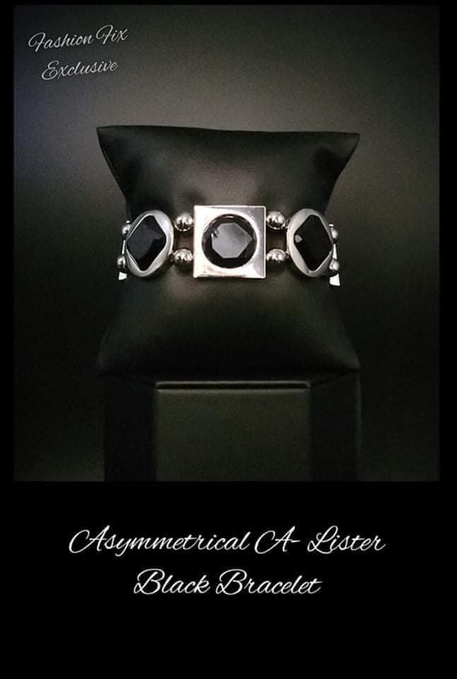 Asymmetrical A-Lister Black Bracelet Paparazzi B0385