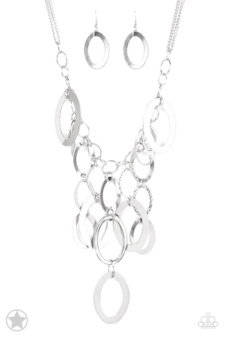 A Silver Spell Blockbuster Necklace Paparazzi N0010