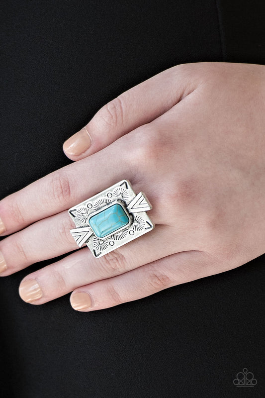 Stone Cold Couture  - Blue Cracked Stone Ring Paparazzi R0175