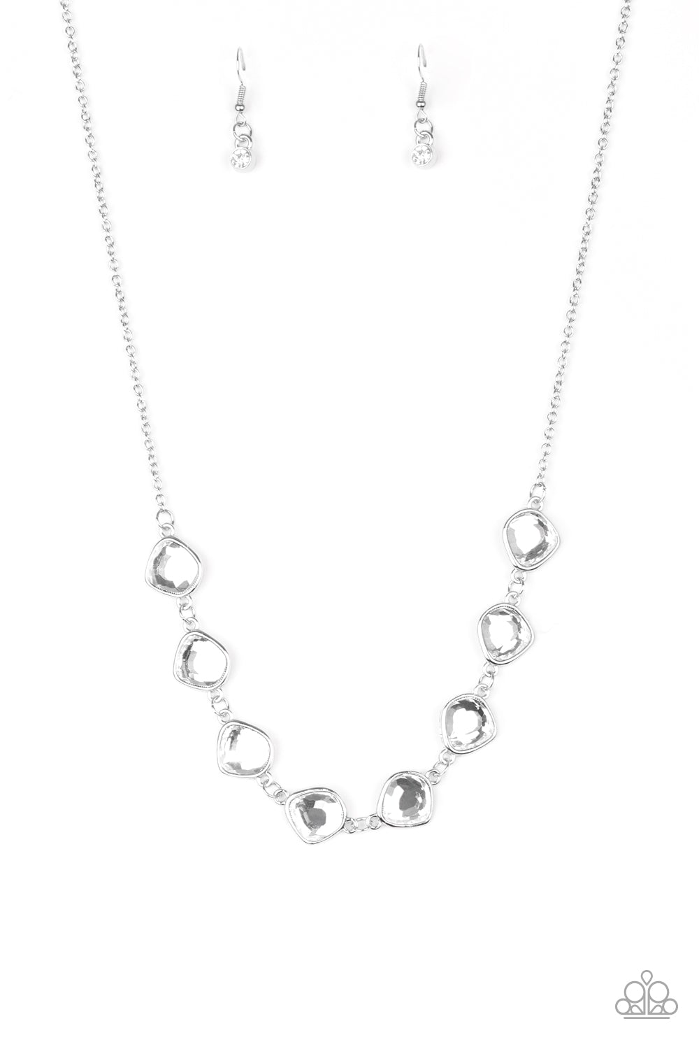 The Imperfectionist White Necklace Paparazzi N0233