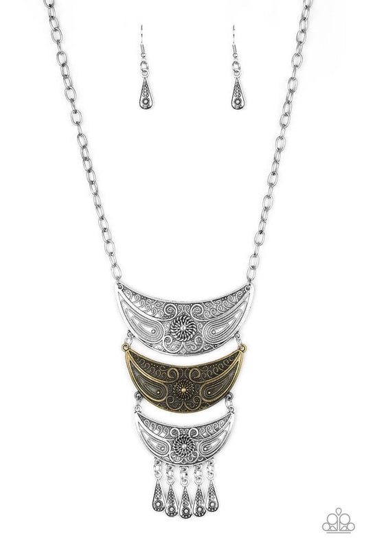 Go STEER Multi Necklace Paparazzi N0488