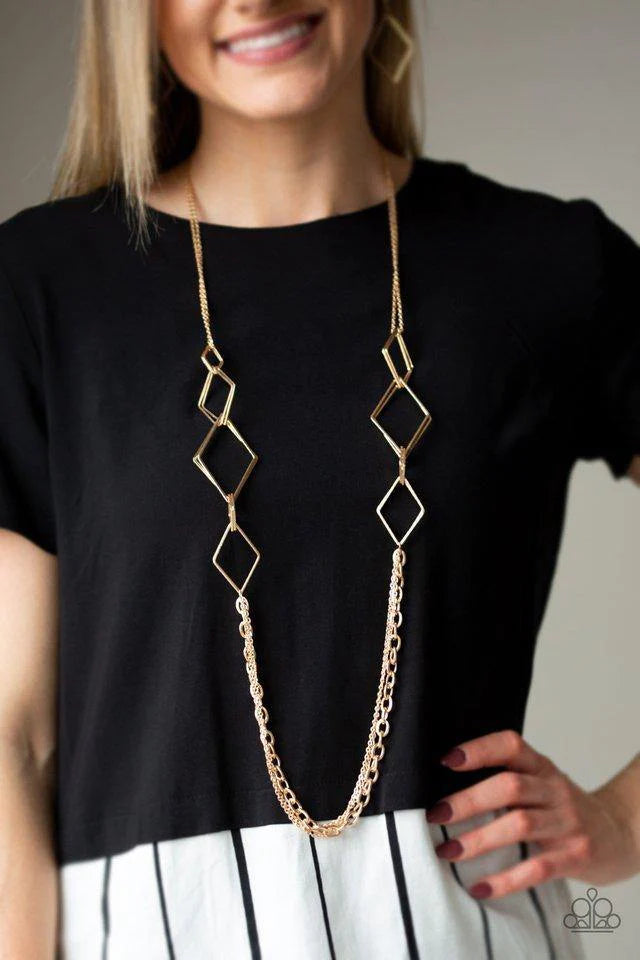 Fashion Fave Gold Diamond Shape Frame And Chain Necklace Paparazzi N0098
