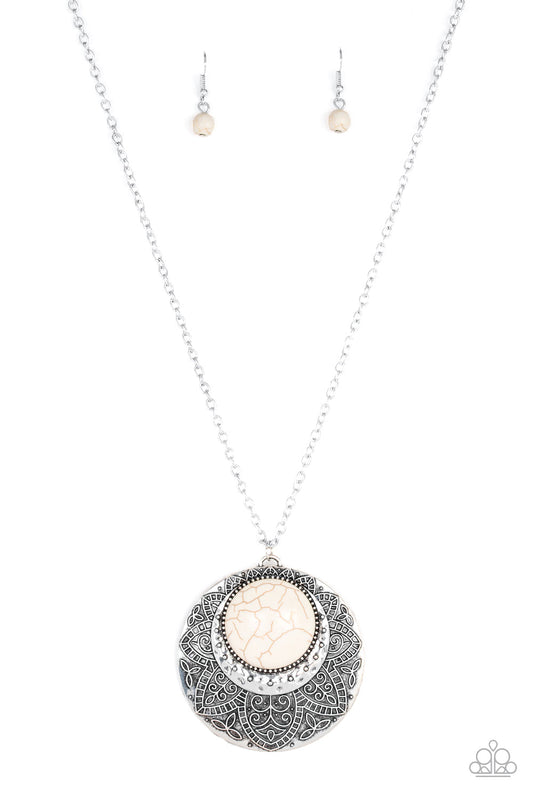 Medallion Meadow White Cracked Stone Necklace Paparazzi N0693