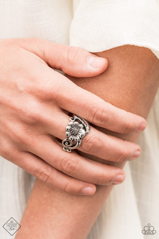 Oceanside Orchard Silver Ring May 2021 Fashion Fix Paparazzi R0078