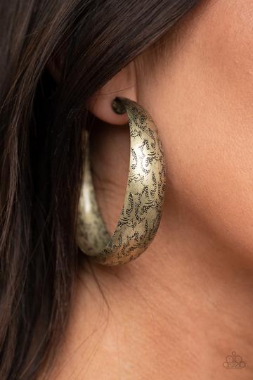 Sahara Sandstorm Brass Earring  Paparazzi E0022