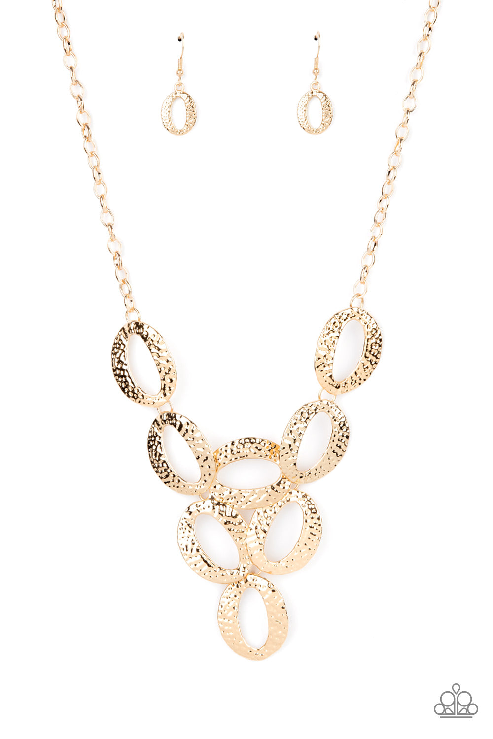 OVAL The Limit - Gold Hammered Oversized Linked Ovals Necklace Paparazzi N0871