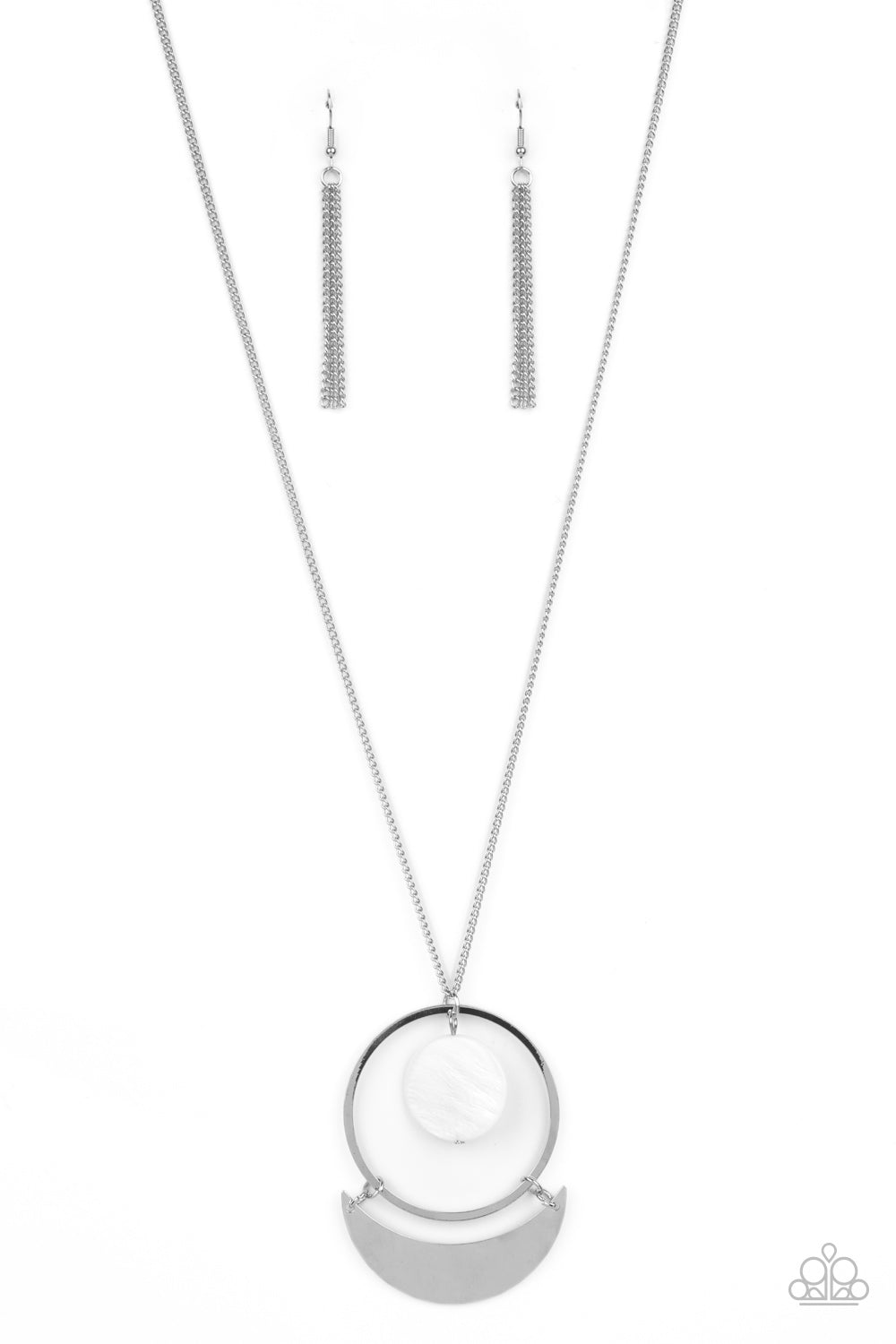 Moonlight Sailing White Necklace Paparazzi N0558