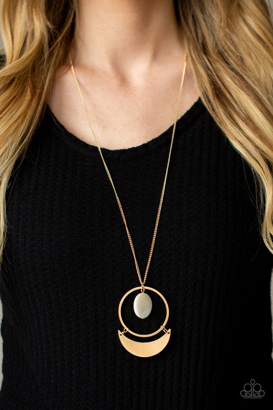 Moonlight Sailing Gold Necklace Paparazzi N0557