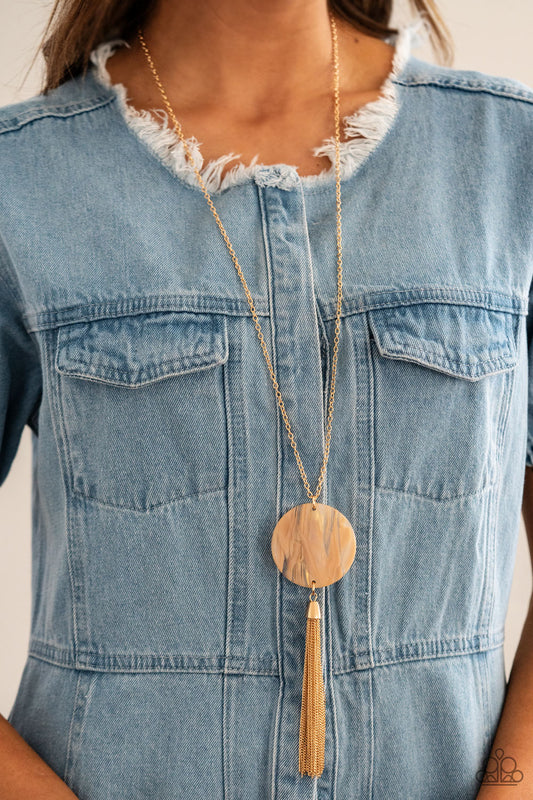 Up Faux Grabs Orange Acrylic Shell Disc Gold Tassel Necklace N0033