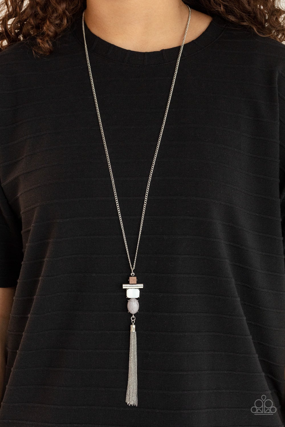 Natural Novice Silver Necklace Paparazzi N0496