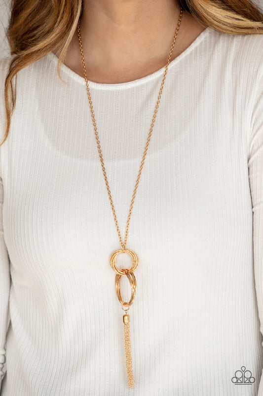 Orbiting Splendor Gold Necklace Paparazzi N0563