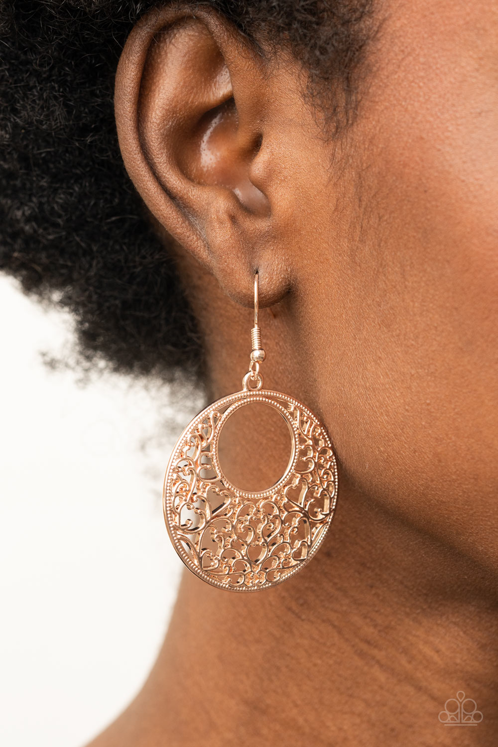 Vineyard Romance - Rose Gold Earring Paparazzi E0397