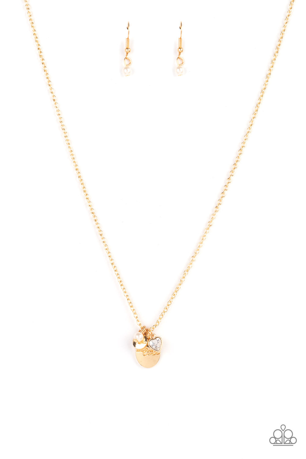 Super Mom - Gold White Pearl "Mom" Necklace Paparazzi N1654