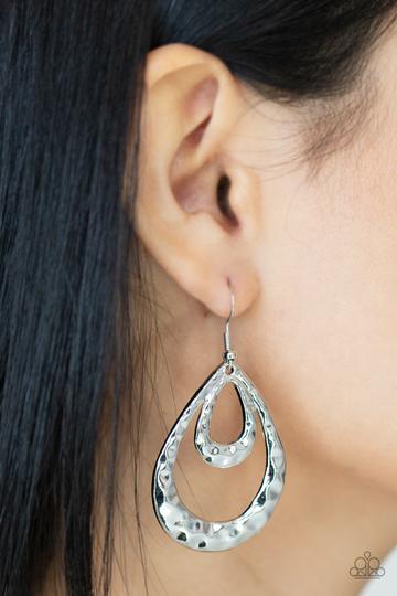 Museum Muse Silver Hammered Earring Paparazzi E0074