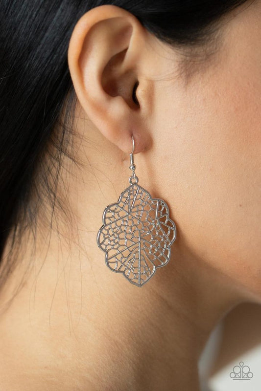 Meadow Mosaic Silver Earring Paparazzi E0288