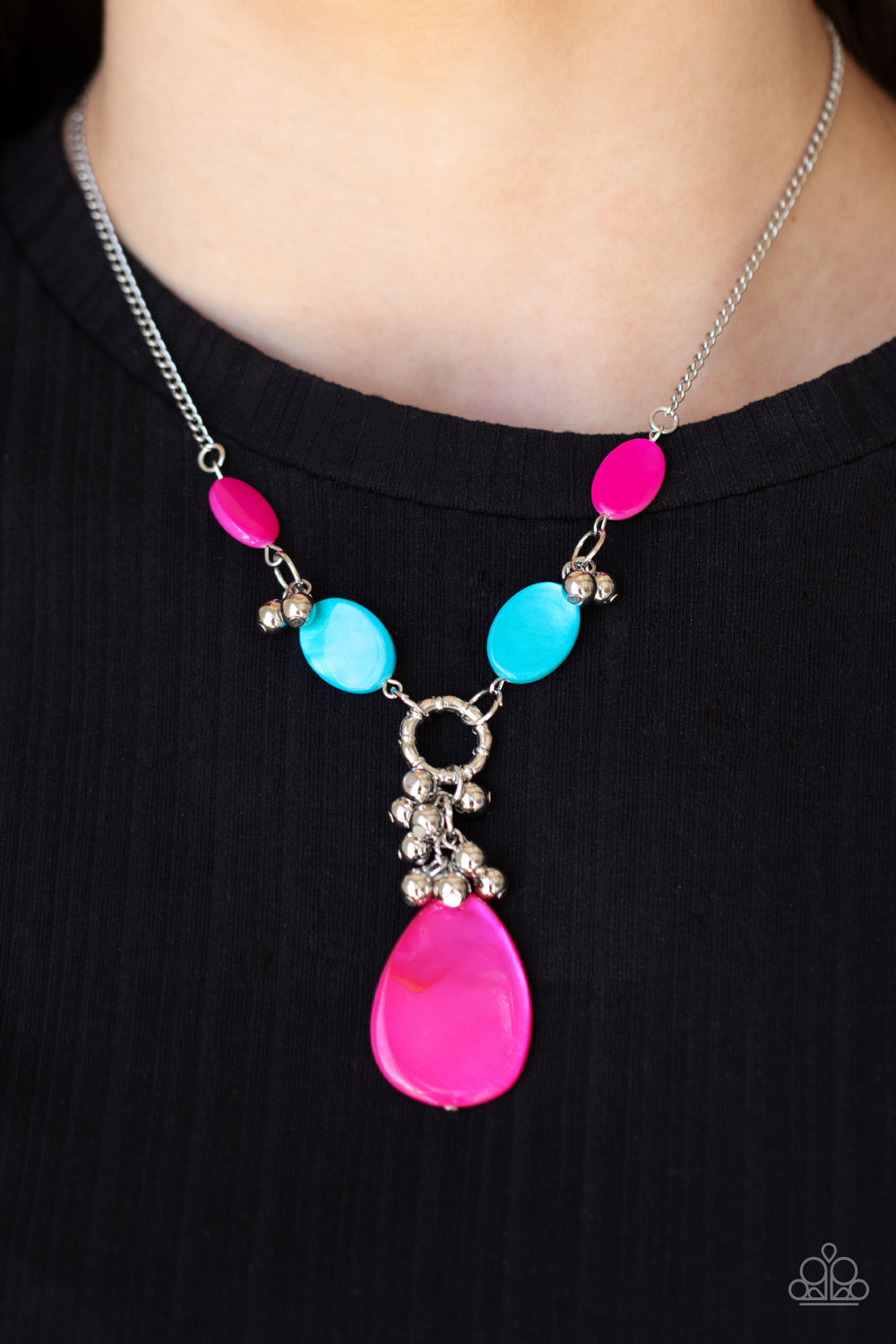 Summer Idol - Multi Blue Pink Shell Like Necklace Paparazzi N0788