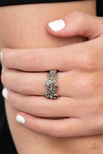 Bubbly Effervescence Silver Ring Paparazzi R0073