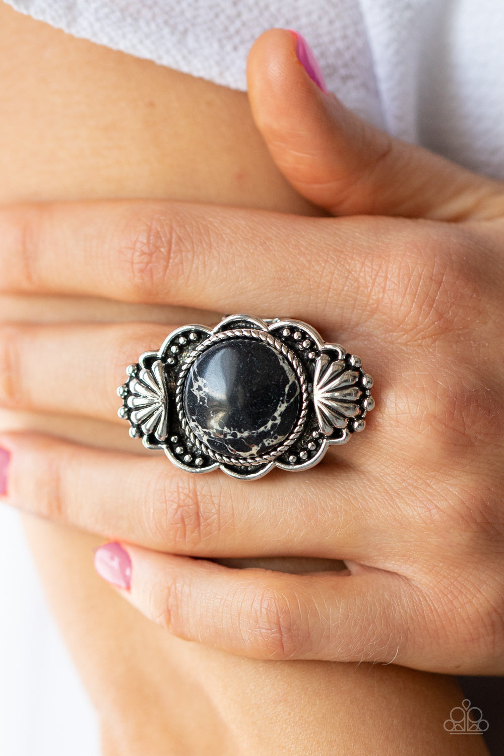 Atlantis Adventure - Black Stone Silver Seashell Santa Fe Style Ring Paparazzi R0286