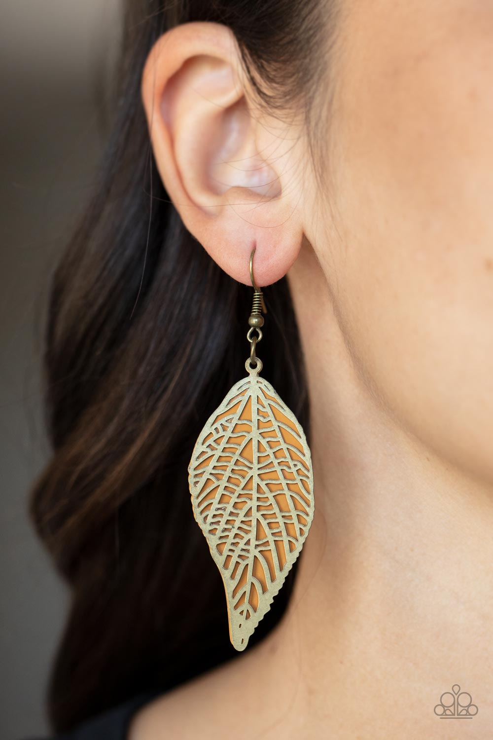 Leafy Luxury - Brass Earring Paparazzi E0363