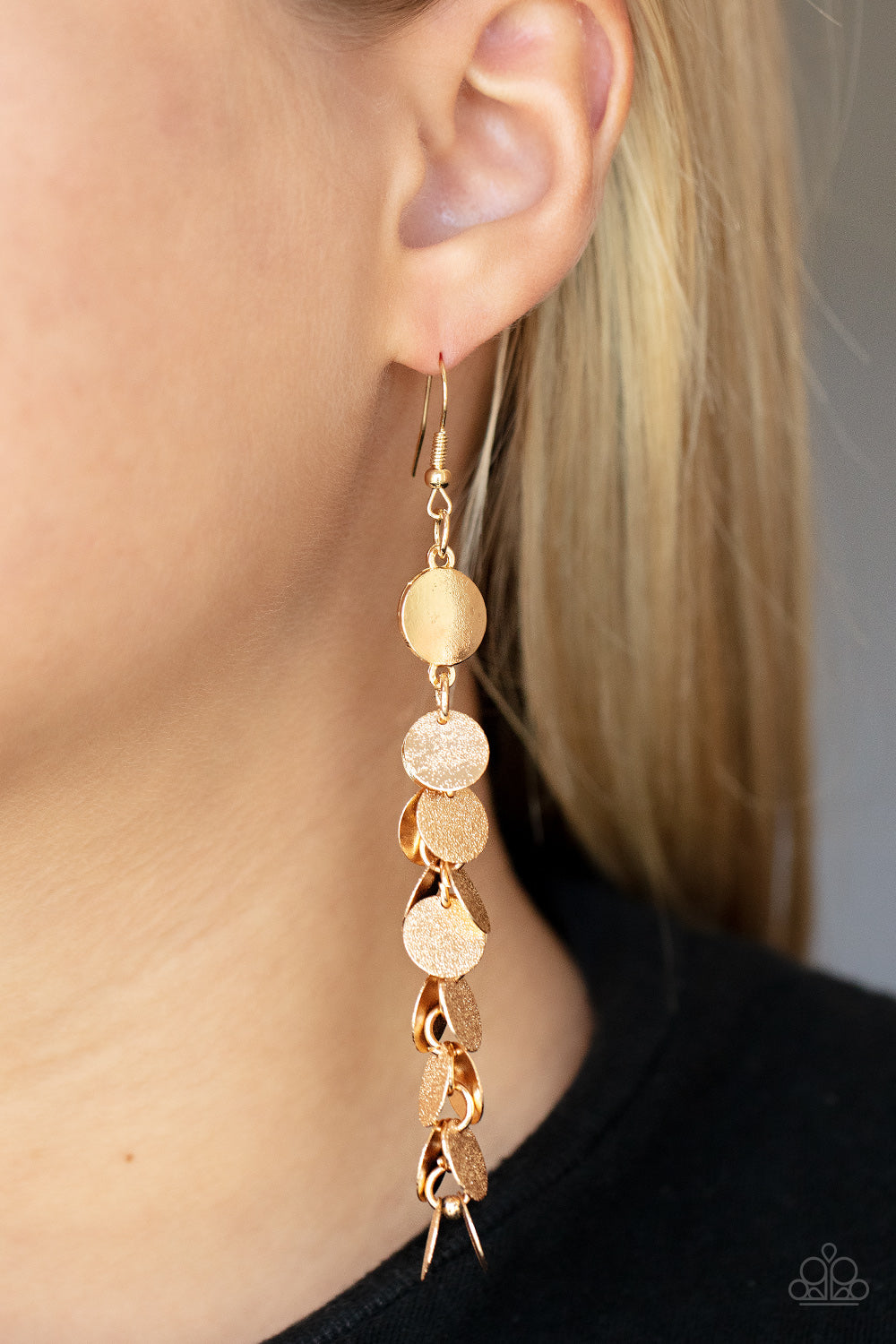 Game CHIME - Gold Hammered Shimmering Disc Earring Paparazzi E1240