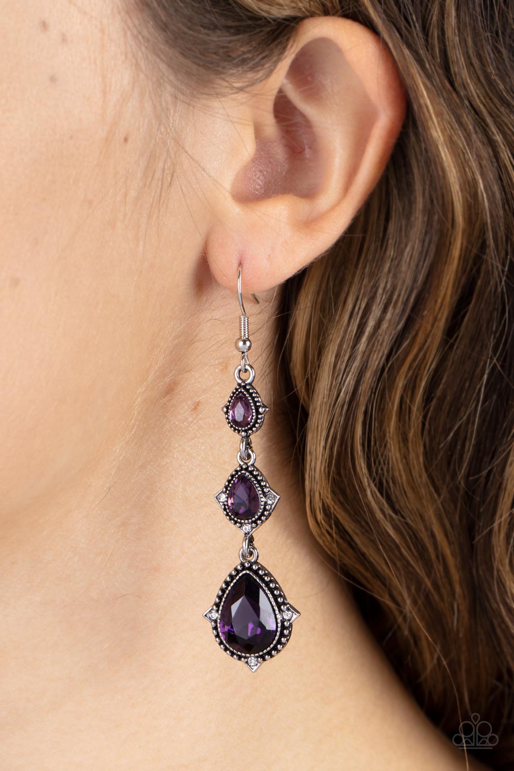 Prague Princess - Purple Teardrop Gem Earring Paparazzi E1442