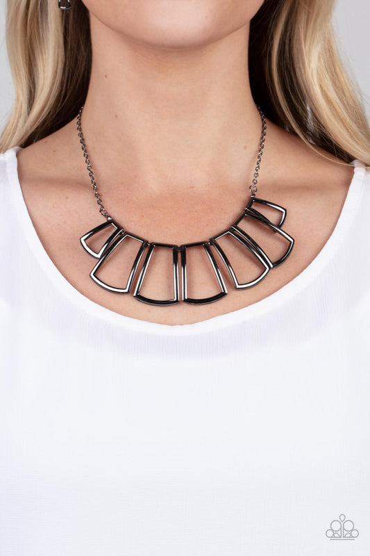 Full-Fledged Framed - Black Gunmetal Collar Necklace Paparazzi N1008