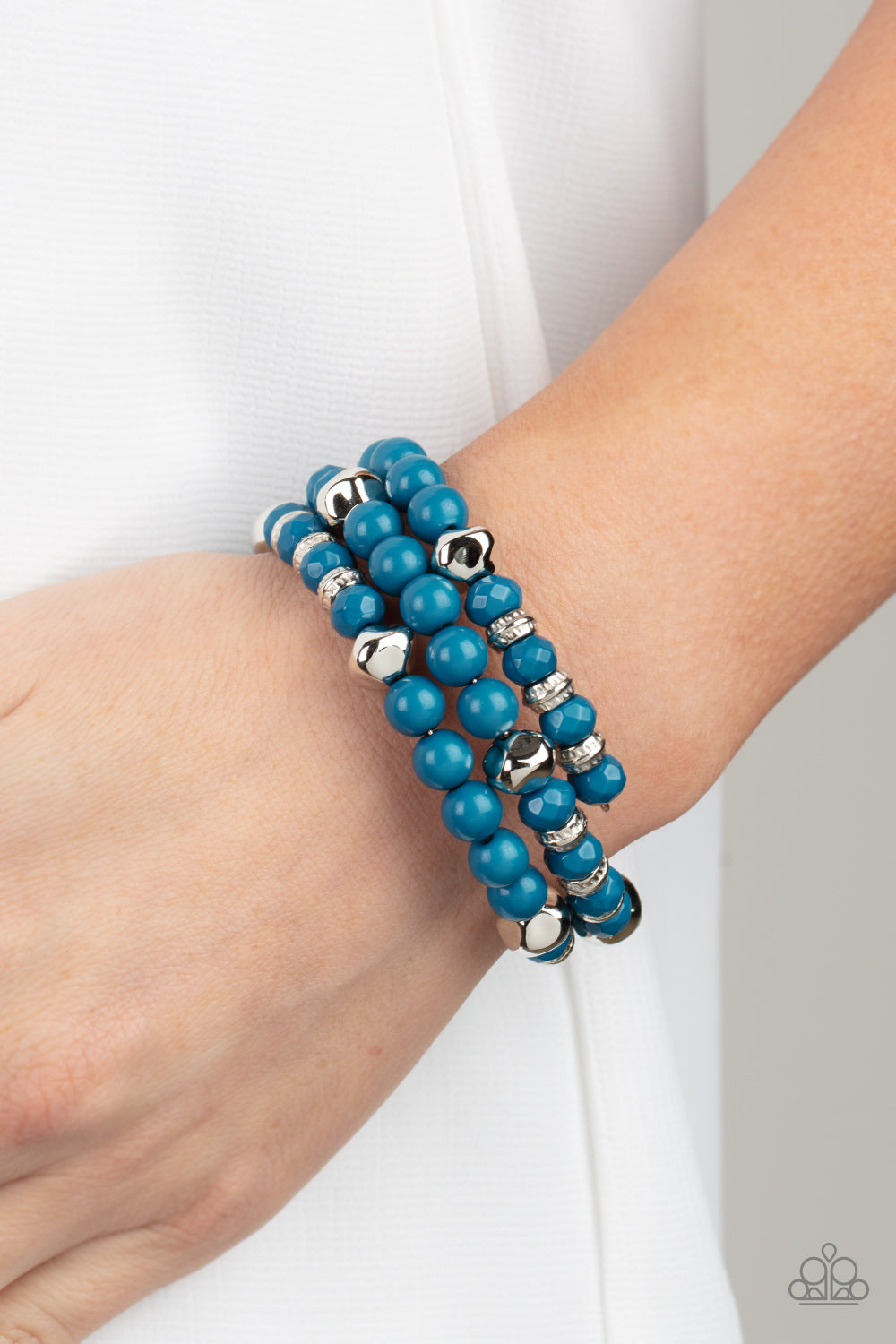 Vibrant Verve - Blue And Silver Bead Coil Bracelet Paparazzi B0604