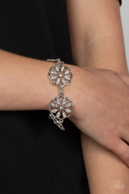 Blooming Bling - White Bracelet Paparazzi B0302