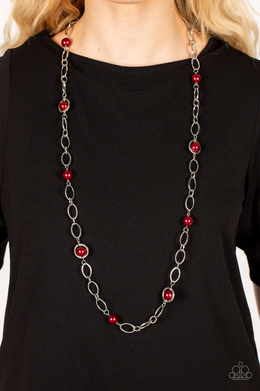 Fundamental Fashion - Red Necklace Paparazzi  N0374