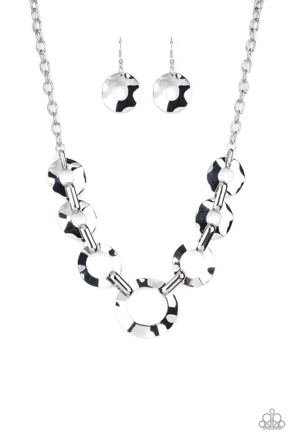 Mechanical Masterpiece - Silver Hammered Necklace Paparazzi N0918