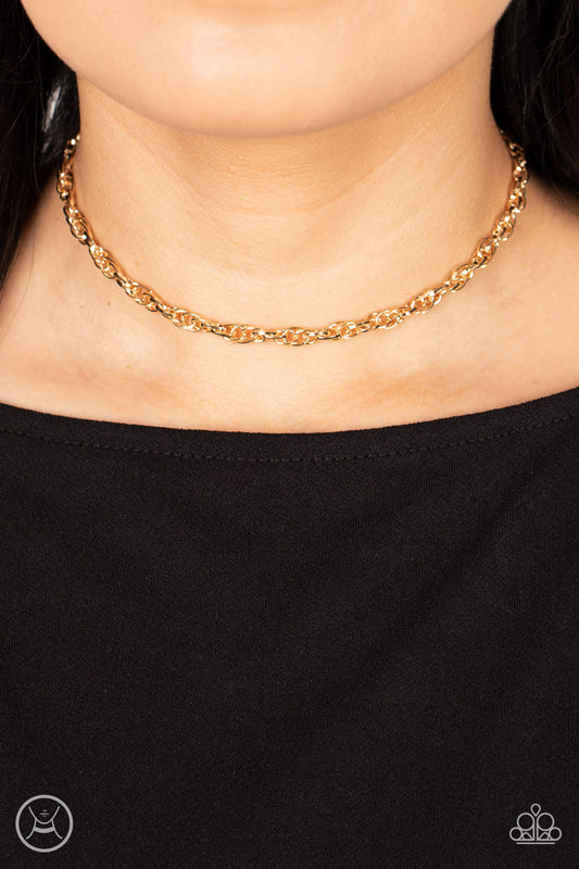 Urban Underdog - Gold Choker Chain Necklace Paparazzi N0638