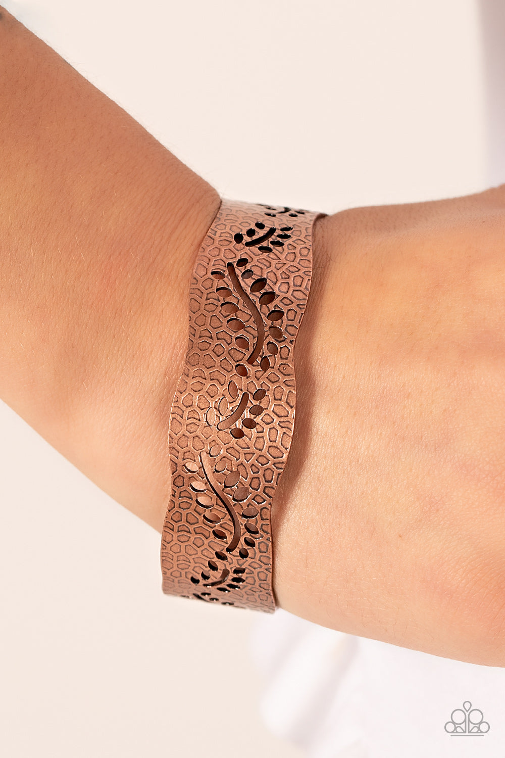 Savanna Oasis - Copper Cuff Bracelet Paparazzi B0407