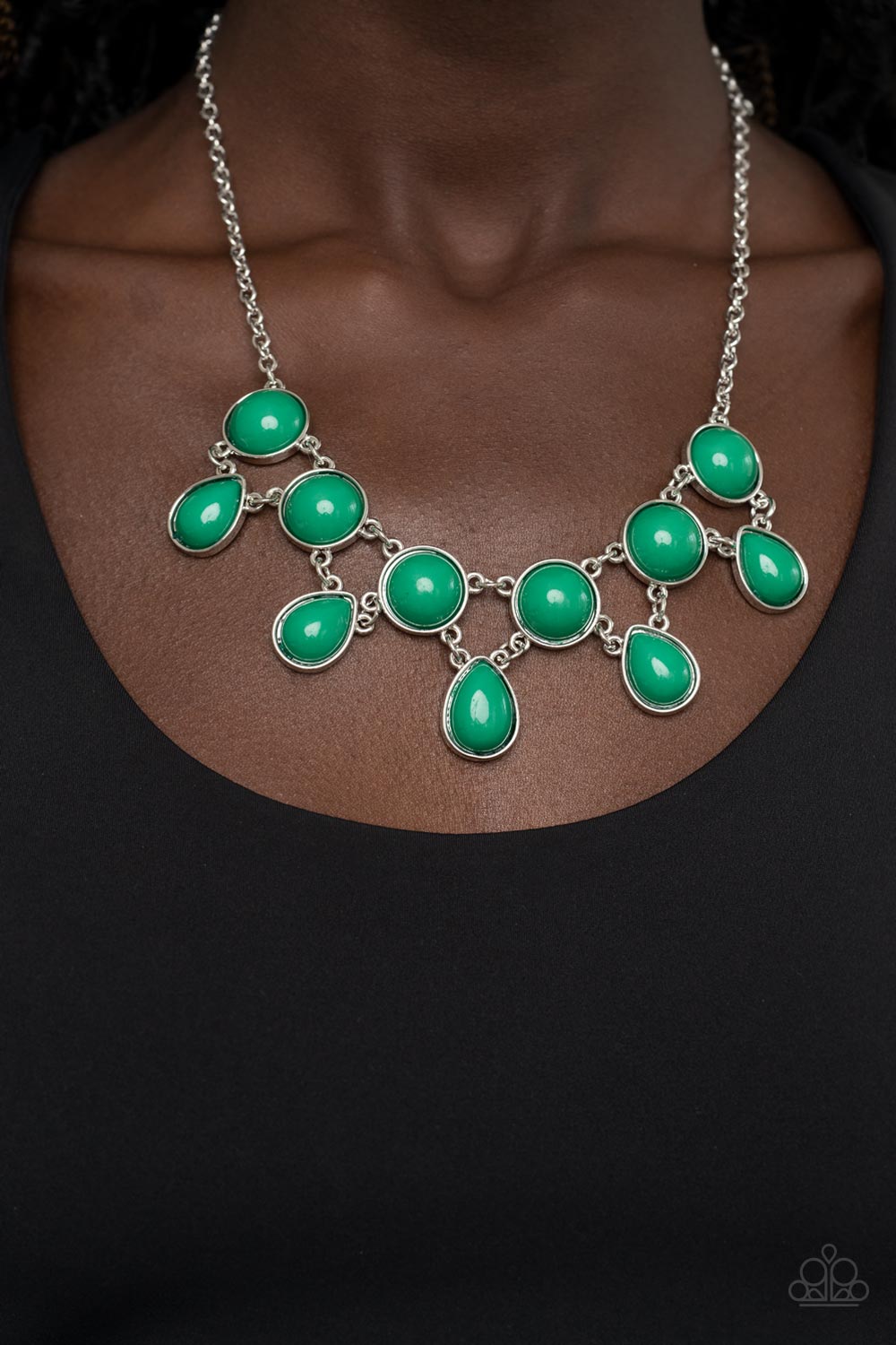 Very Valley Girl - Green Leprechaun Teardrop Bead Necklace Paparazzi N1467