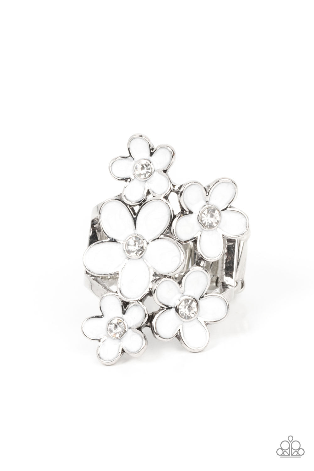 Boastful Blooms - White Flower Ring Paparazzi R0331