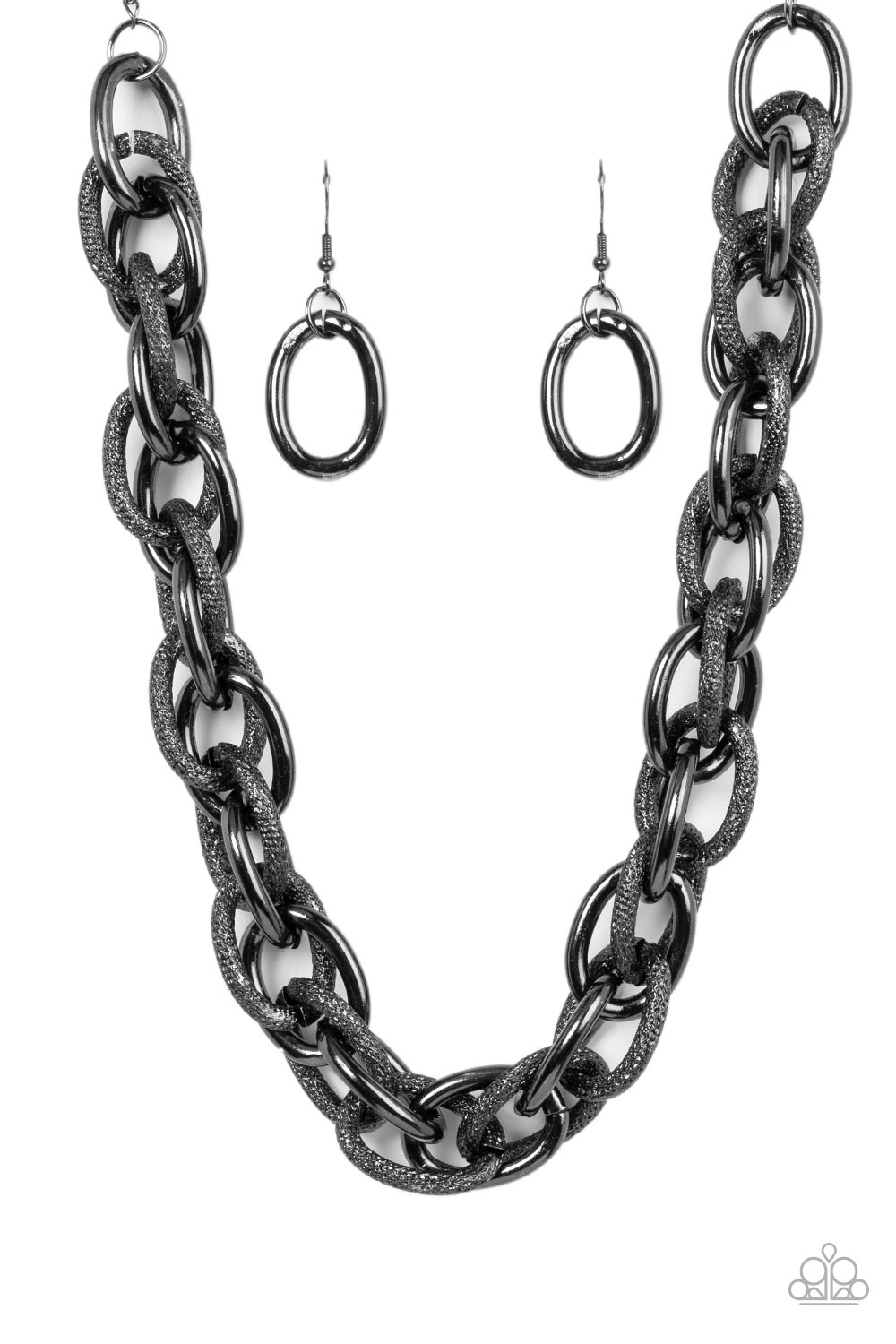 License to Chill - Black gunmetal Oversized Chain Necklace Paparazzi N1825