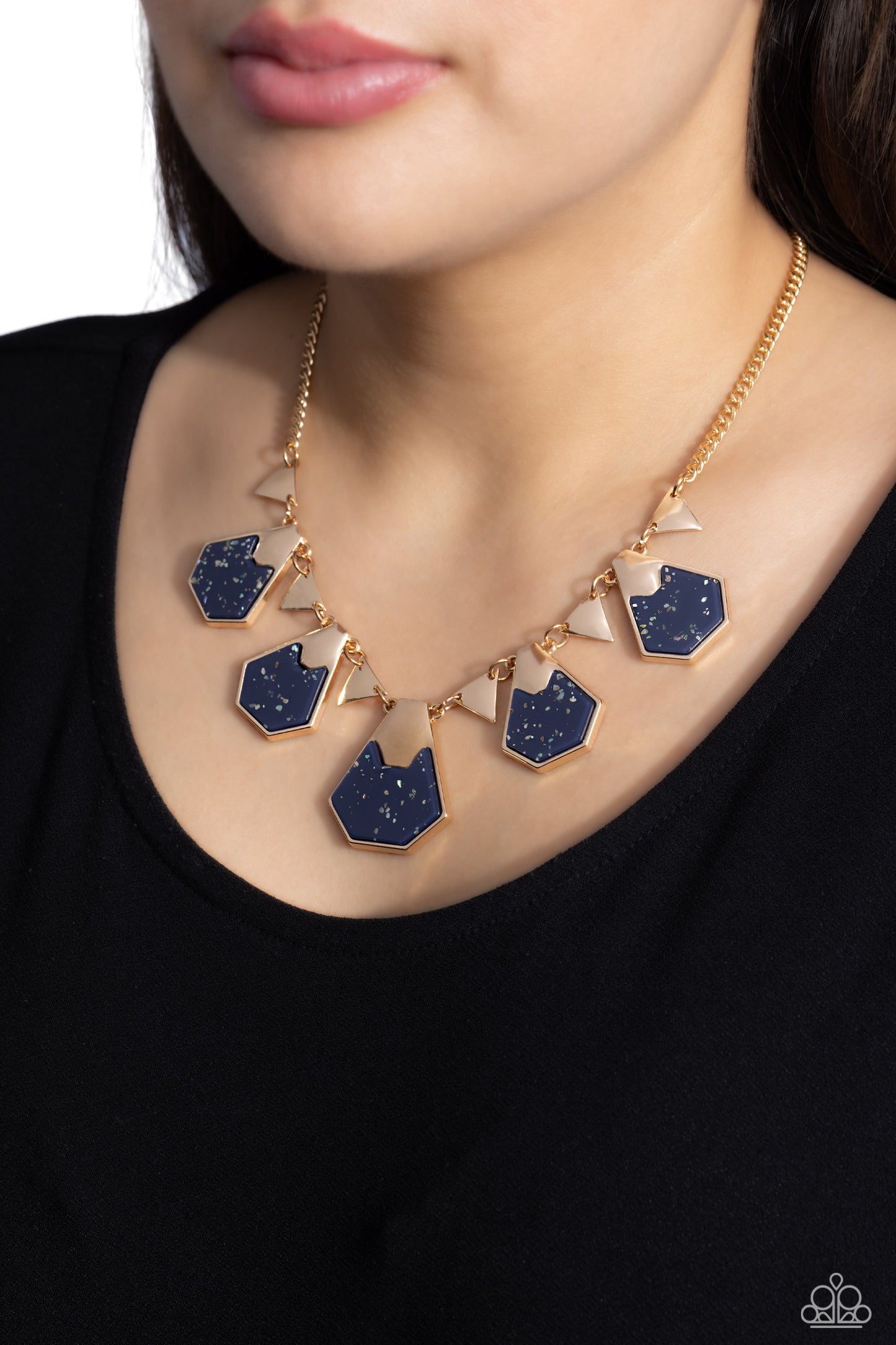 Extra Exclusive - Blue Iridescent Shell-Like Gold Glimmering Frame Necklace Paparazzi N1584