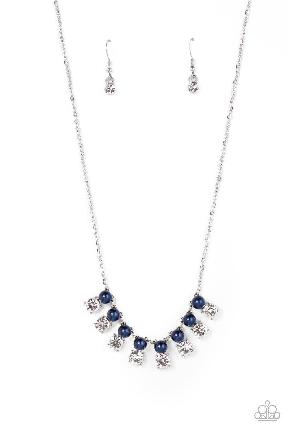 Dashingly Duchess - Blue Pearl And White Rhinestone Necklace Paparazzi N0920