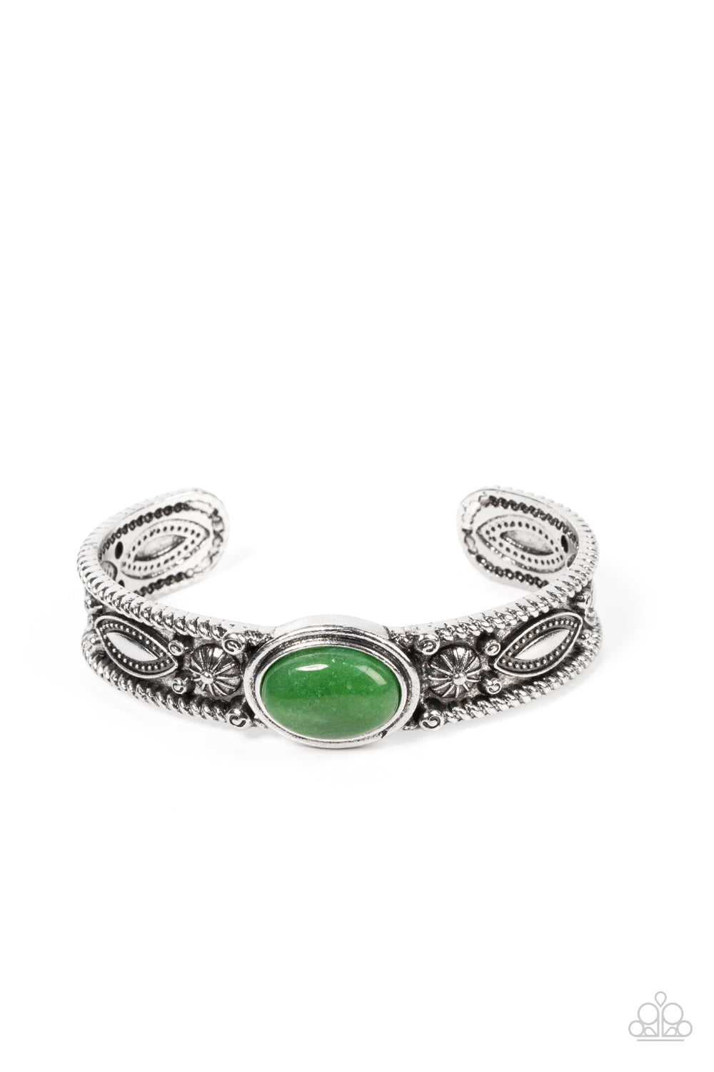 Rural Repose - Green Jade Stone Antiqued Silver Cuff Bracelet Paparazzi B1051