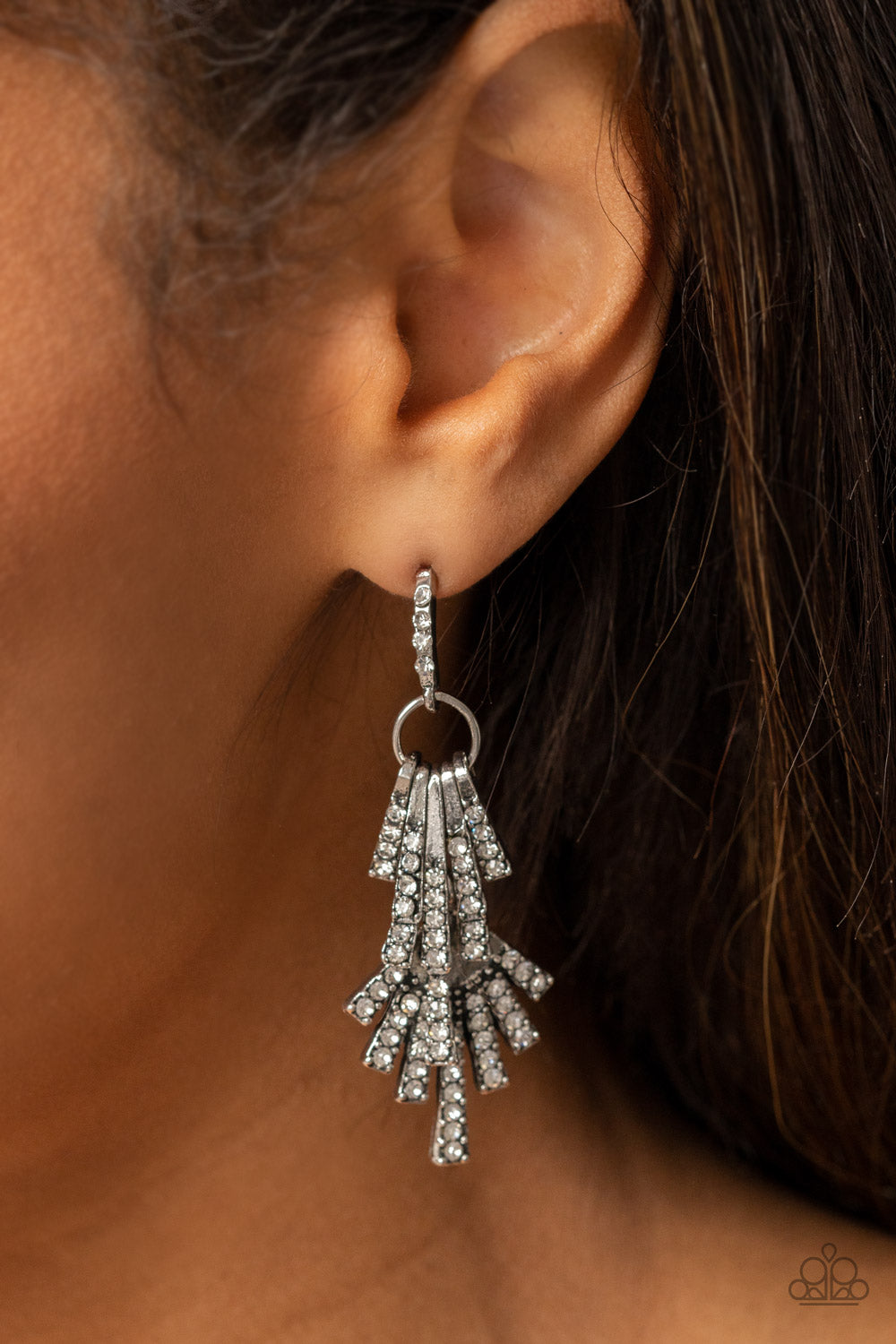 Fan of Glam - White Rhinestone Silver Earring Paparazzi E1133