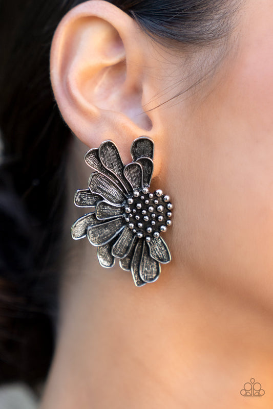 Farmstead Meadow - Silver Flower Post Earring Life Of The Party April 2022 E0641